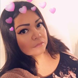 Meet your Posher, Mirna